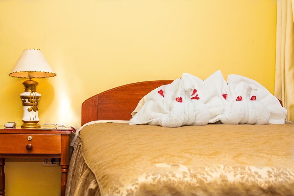 Hostal Santa Rosa Куско Екстер'єр фото