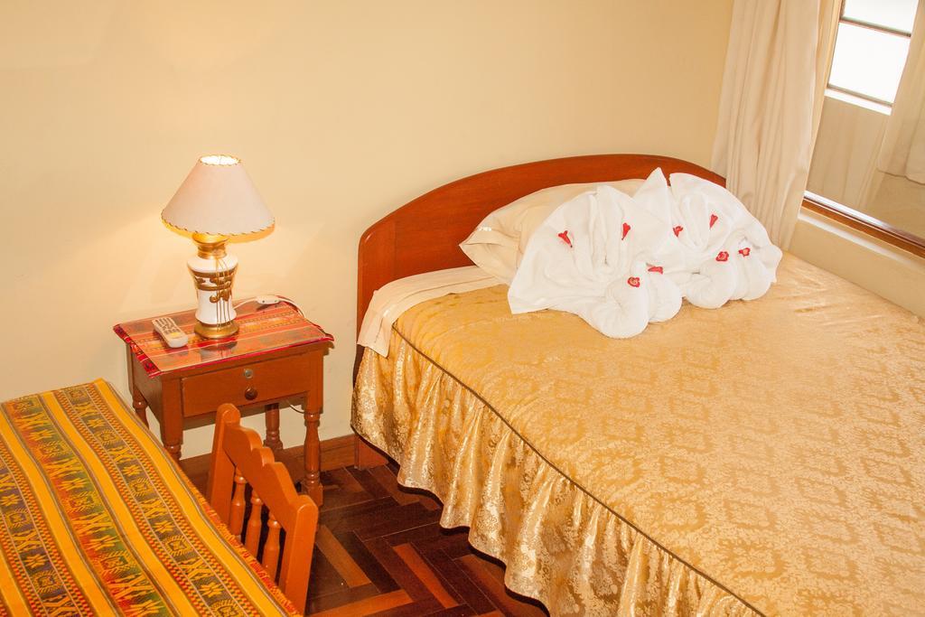 Hostal Santa Rosa Куско Екстер'єр фото
